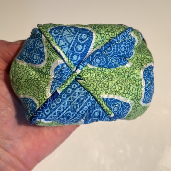 Vera Bradley kisslock coin pouch. NWOT - Picture 4 of 7